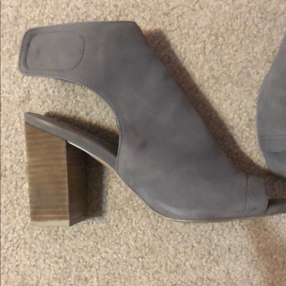 Steve Madden booties - Picture 2 of 3